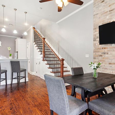 Amazing 3Bedroom Townhome, In Historic Dryade City นิวออร์ลีนส์ ภายนอก รูปภาพ