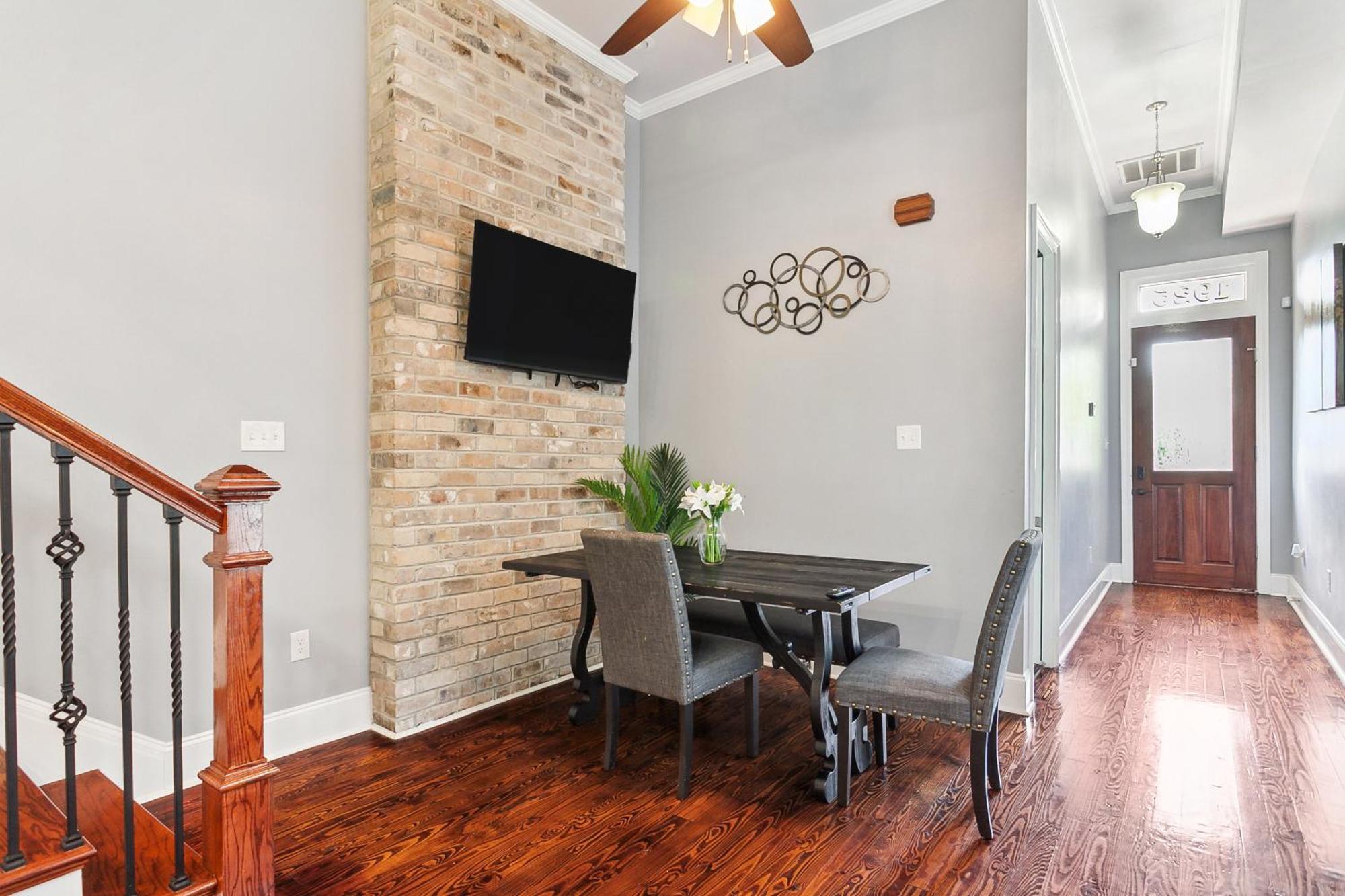 Amazing 3Bedroom Townhome, In Historic Dryade City นิวออร์ลีนส์ ภายนอก รูปภาพ
